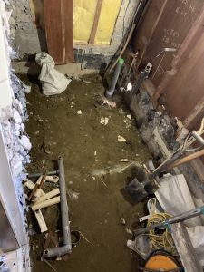 オノヤ 仙台泉リフォームショールーム ブログ「浴室工事は解体後に目途が立ち一安心」