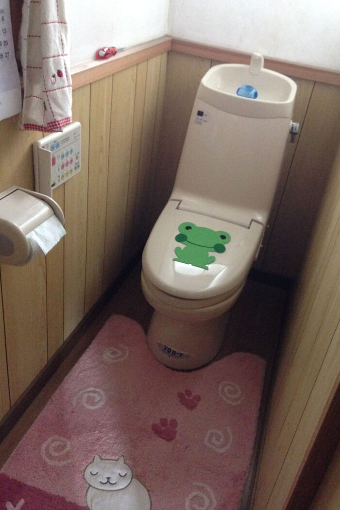 リフォーム施工事例：郡山市　タイルと黒板で世界に１つだけのトイレ Before