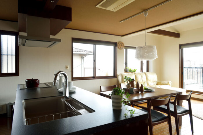 リフォーム施工事例：福島市　フルリフォーム　高級感あふれるヴィラリゾート風LDK