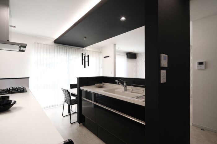 リフォーム施工事例：郡山市　キッチンリフォーム　スタイリッシュキッチン