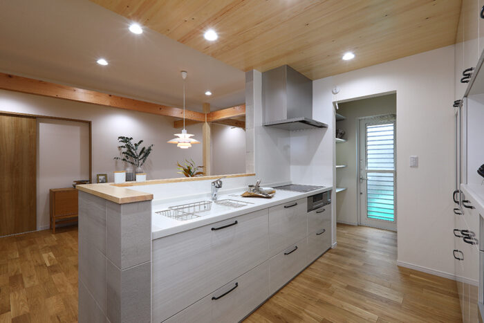 リフォーム施工事例:福島市 フルリフォーム 木と和のぬくもりを感じるLDK