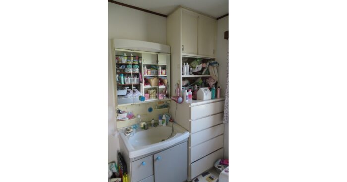 リフォーム施工事例：こだわりの洗面室 Before