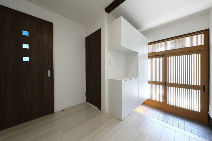 リフォーム施工事例：フルリフォーム　福島市　生活しやすさを考えたシックで明るい空間