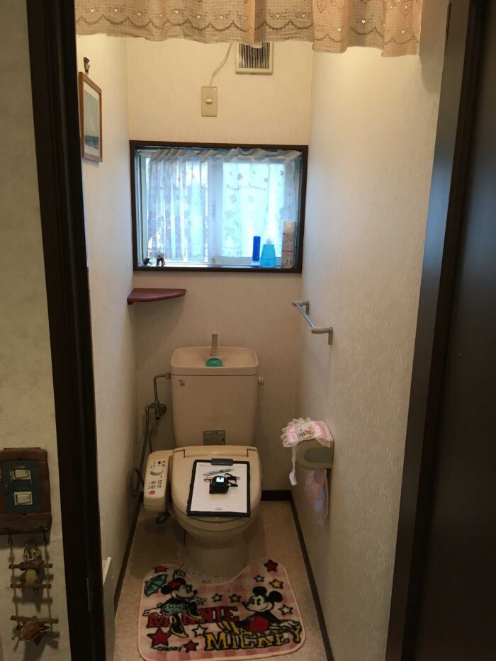 リフォーム施工事例：トイレの交換 Before