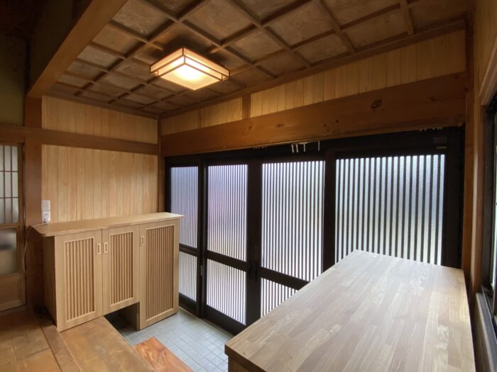 リフォーム施工事例：須賀川市　重厚で繊細な和モダン玄関