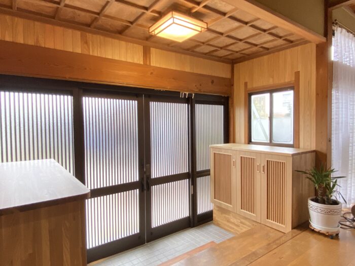 リフォーム施工事例：須賀川市　重厚で繊細な和モダン玄関