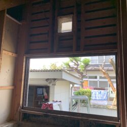 オノヤ 福島リフォームショールーム ブログ「浴室工事で全て壊し終わり木部の補修作業」
