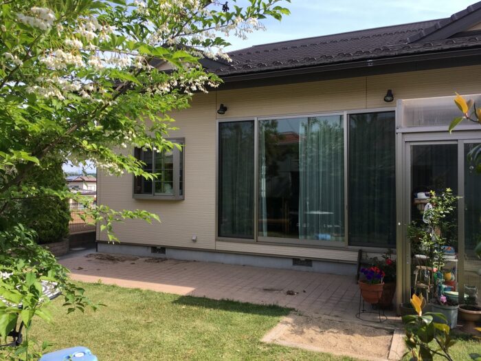 リフォーム施工事例：須賀川市　グーチョキパーゴラ Before