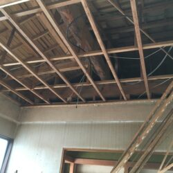 オノヤ 白河リフォームショールーム ブログ「LDK改修工事で屋根裏に驚き」