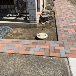 オノヤ 福島リフォームショールーム ブログ「お家が華やかに、インターロッキング工事」