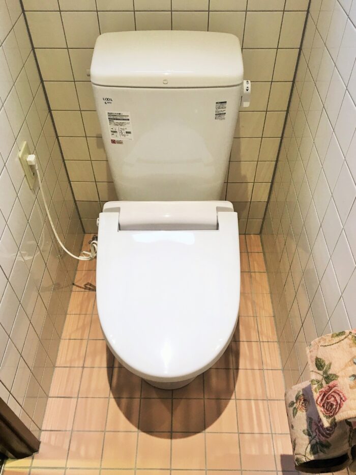 リフォーム施工事例：白河市　既存タイルを活かしたトイレリフォーム
