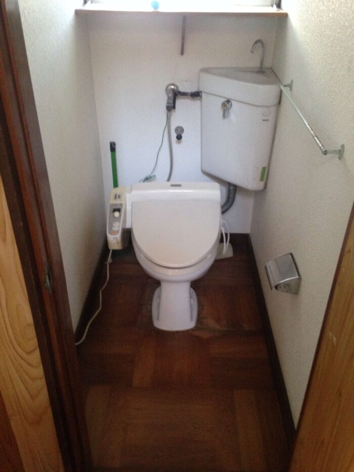 リフォーム施工事例：福島市　トイレリフォーム Before