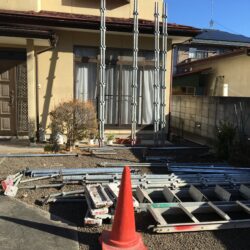 オノヤ 福島リフォームショールーム ブログ「工事着工につき足場を組みました」