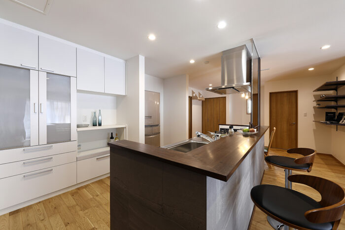 リフォーム施工事例：福島市　LDKリフォーム　アクセントパネルでスタイリッシュ空間へ