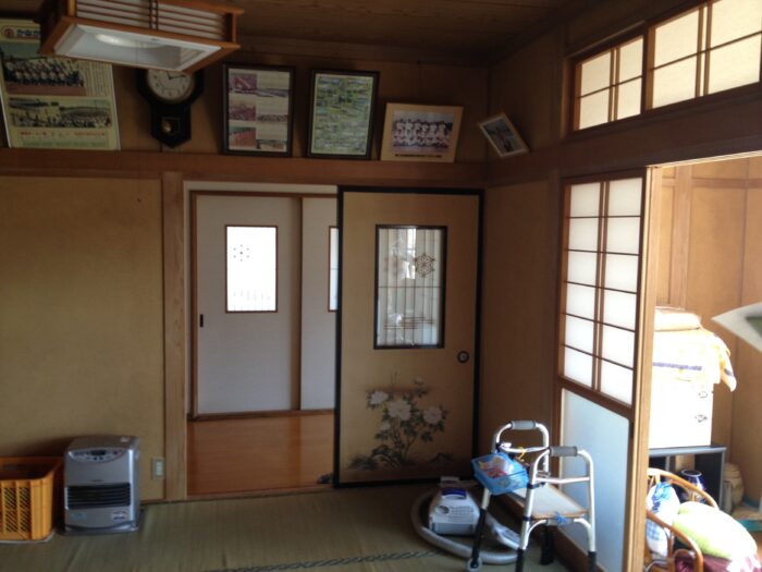 リフォーム施工事例：キッチンリフォーム　小物を魅せる落ち着き空間 Before