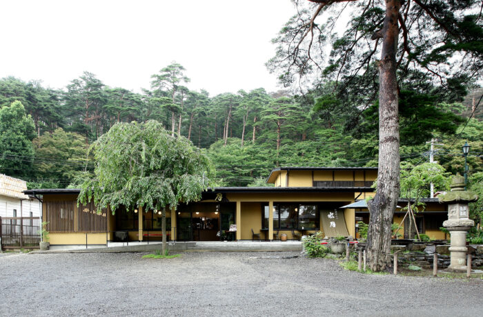 リフォーム施工事例：白河市　新しいのにどこか懐かしいお団子屋さん