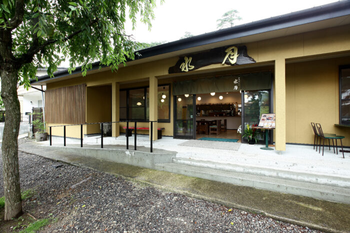 リフォーム施工事例：白河市　新しいのにどこか懐かしいお団子屋さん