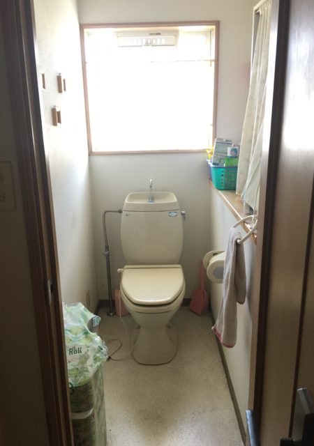 リフォーム施工事例:トイレと内装 一新リフォーム! Before