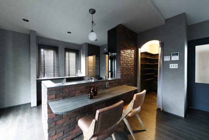 リフォーム施工事例:郡山市 ブリックタイルが映える空間へフルリフォーム