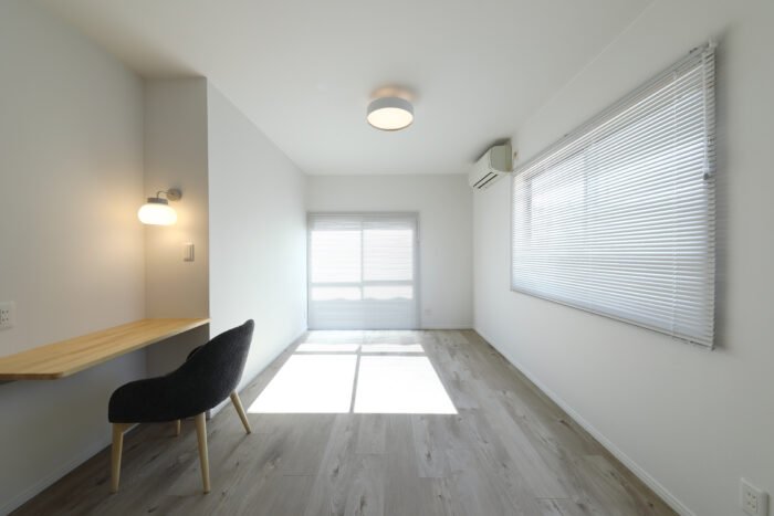 須賀川市　光が満ちる、心地よい白い部屋へ 内装リフォーム