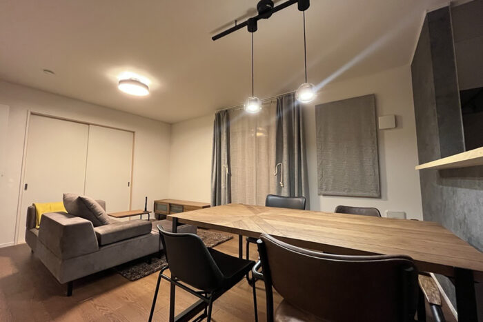 リフォーム施工事例：白河市　無骨と味わいが共存する空間