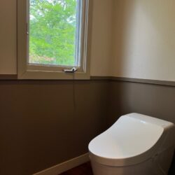 オノヤ 白河リフォームショールーム ブログ「那須町　タンクレス風のトイレに交換してみませんか？」