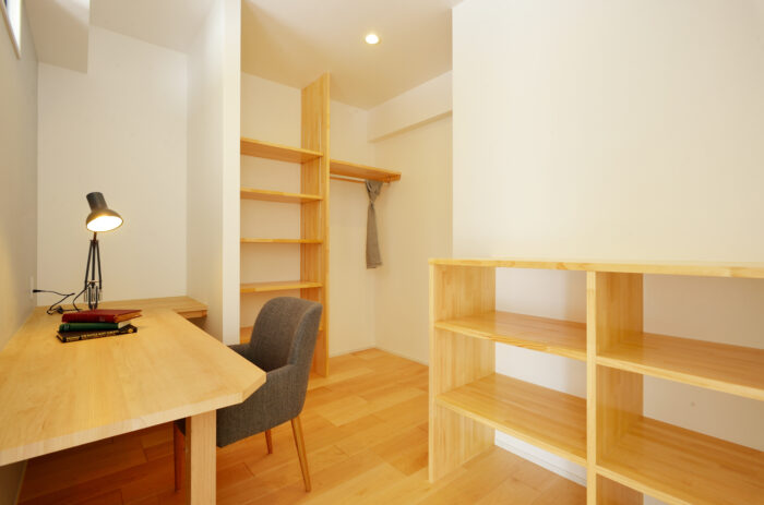 リフォーム施工事例：仙台市青葉区　内装リフォーム　書斎兼収納