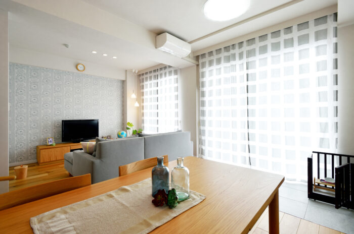 リフォーム施工事例:仙台市宮城野区 カーテンが映える北欧LDKリフォーム