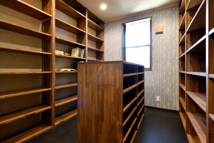 リフォーム施工事例：仙台市　リフォームでオリジナル図書室を
