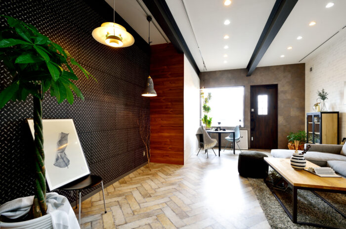 リフォーム施工事例：柴田郡　フルリフォーム　格好良いマルチルーム