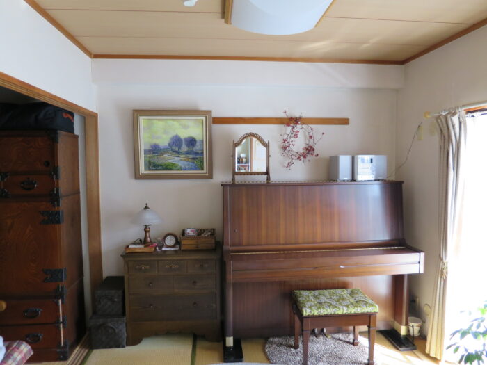 リフォーム施工事例：内装リフォーム　モダン照明 Before