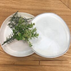 オノヤ 仙台泉リフォームショールーム ブログ「陶器のお皿を頂き嬉しいプレゼント！」