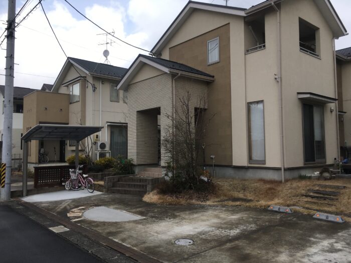 リフォーム施工事例：スペースを有効活用したサイクルポート設置リフォーム