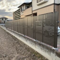オノヤ 仙台泉リフォームショールーム ブログ「外構工事でフェンス取り付け」