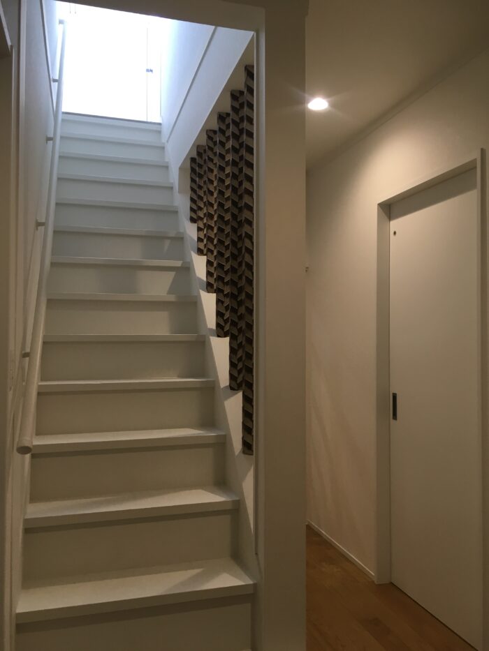 リフォーム施工事例：名取市　既存を活かした階段リフォーム