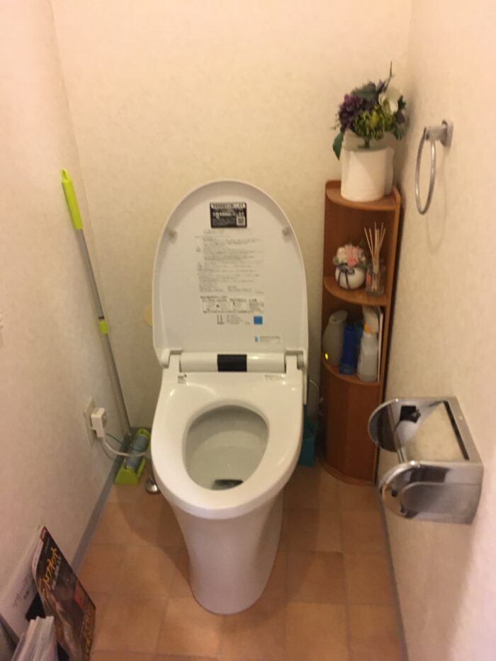 リフォーム施工事例：仙台市　リフォームで爽やかなトイレが完成 Before