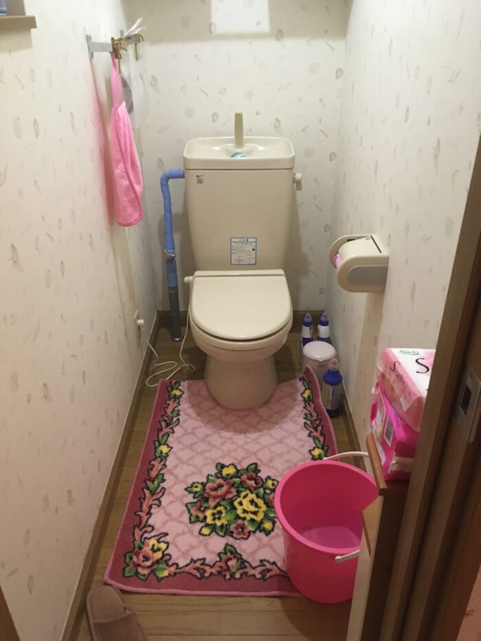 リフォーム施工事例：内装にこだわったトイレリフォーム Before