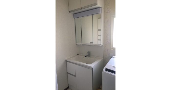 リフォーム施工事例：亘理町　清潔感のある洗面台へリフォーム