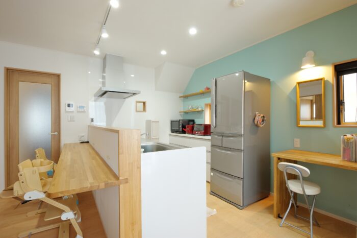 リフォーム施工事例：キッチンリフォーム　光溢れる紡ぎの空間