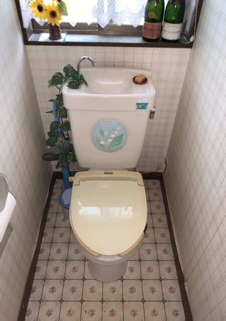 リフォーム施工事例：仙台市　ご主人こだわりのトイレリフォーム Before
