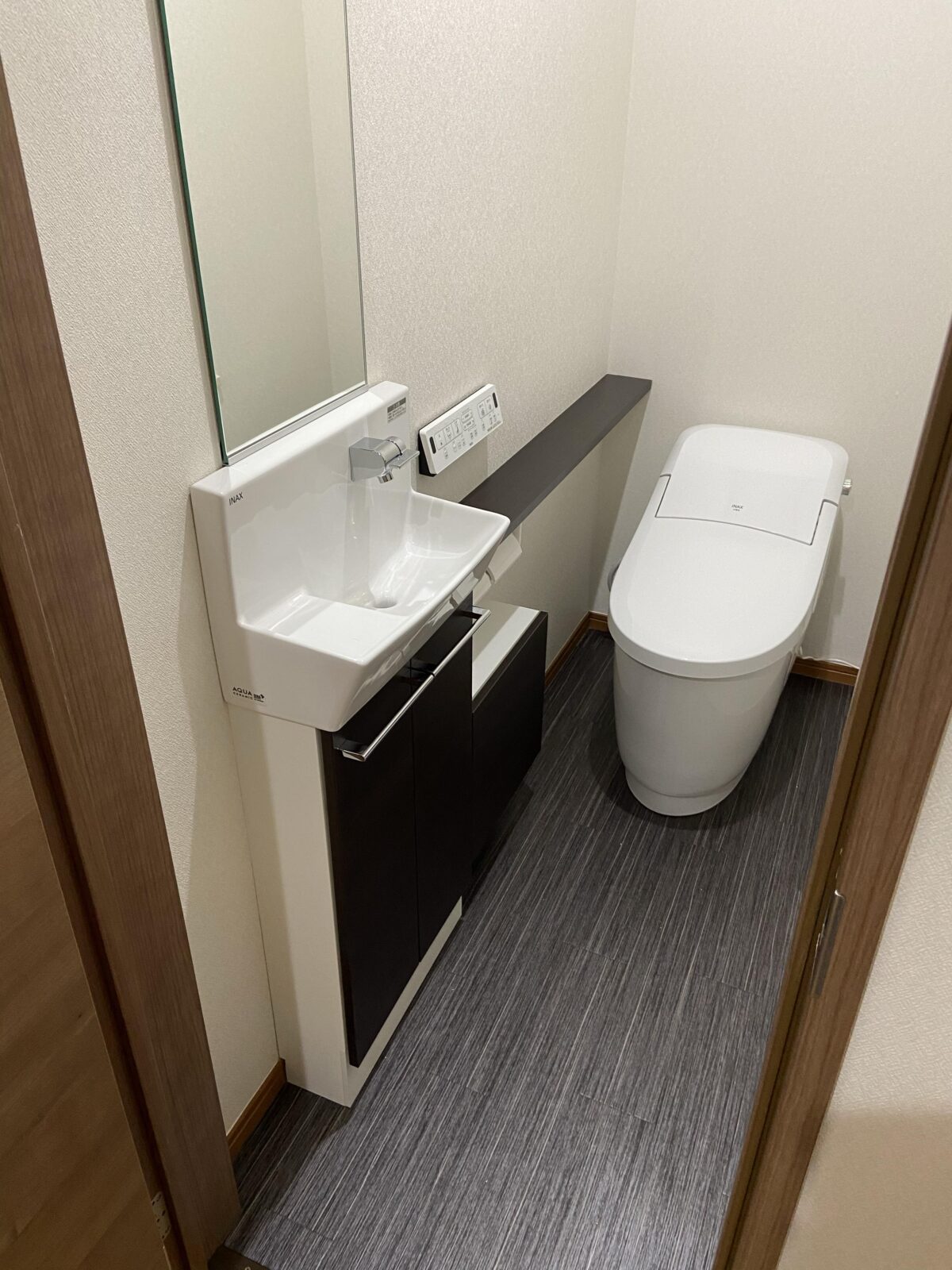 リフォーム施工事例：2階にトイレを増設リフォーム