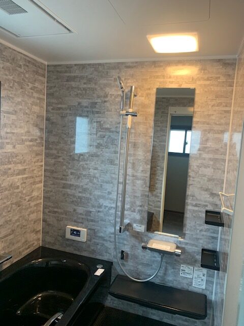 リフォーム施工事例：仙台市若林区　シックで大人な雰囲気のバスルーム After