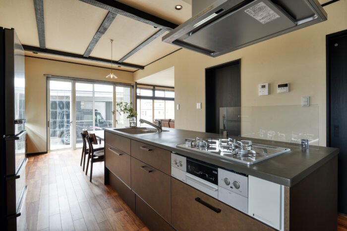 リフォーム施工事例:亘理郡亘理町  フルリフォームで「古い」を楽しむ家