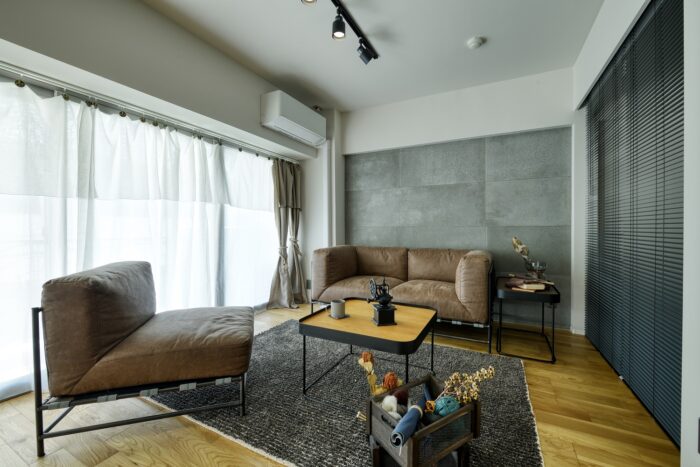 マンションリフォームで壁紙を張り替えるときのポイントとおしゃれな部屋にするための壁紙選びのコツについて解説します！