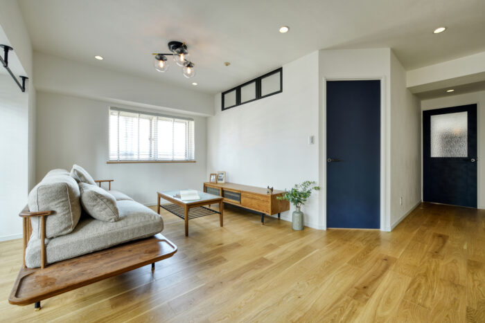 リフォーム施工事例：仙台市若林区　格好よさと温もりが共存する住まいへフルリノベーション