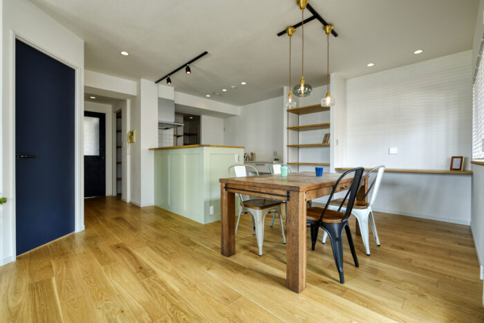 リフォーム施工事例：仙台市若林区　格好よさと温もりが共存する住まいへフルリノベーション