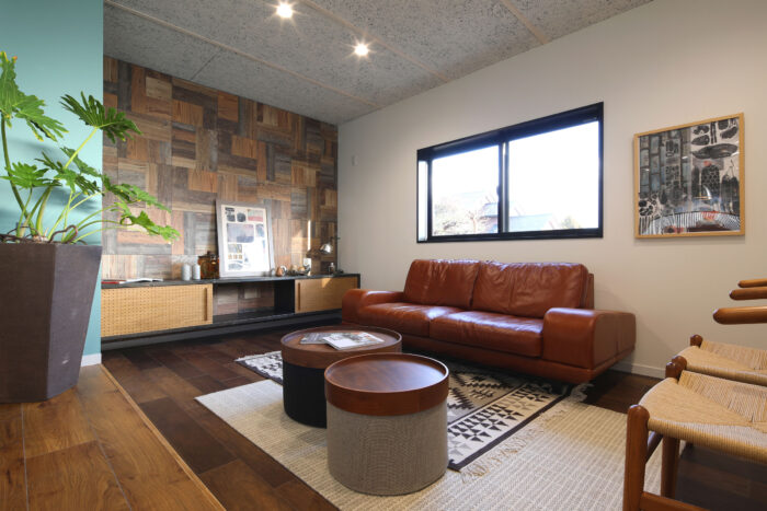 リフォーム施工事例：宇都宮市　異素材アレンジを楽しむ家