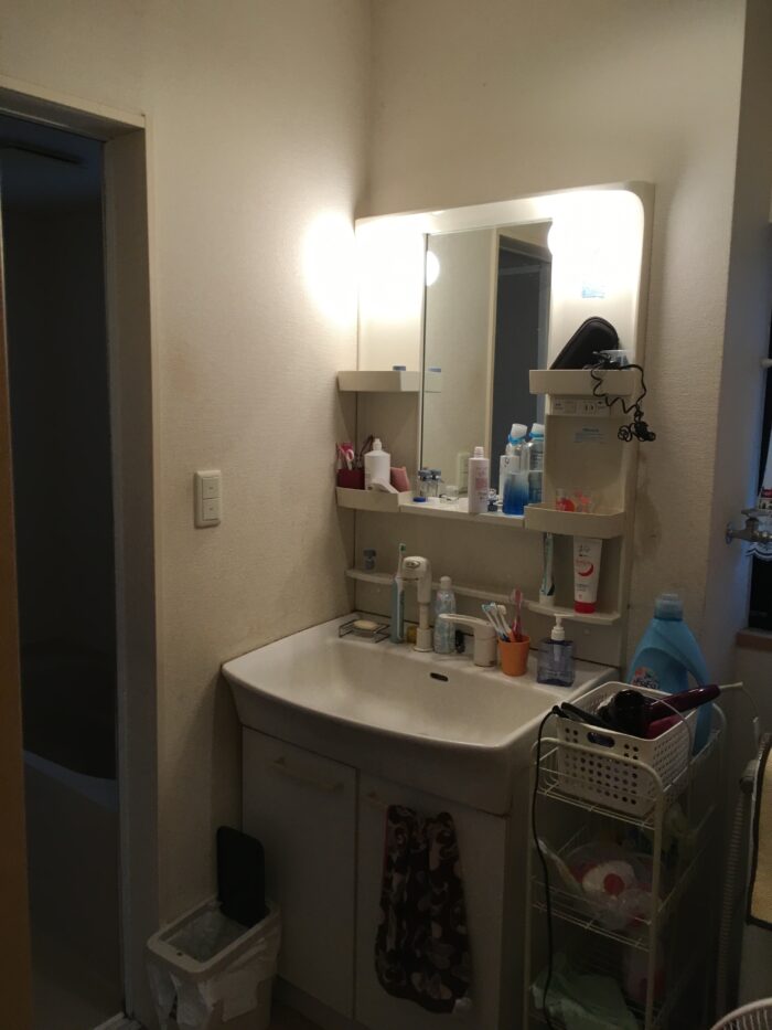 リフォーム施工事例：宇都宮市　洗面室リフォーム Before