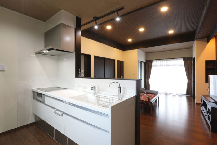 リフォーム施工事例：宇都宮市　リフォームで間取りを一新！モダンアジアン空間