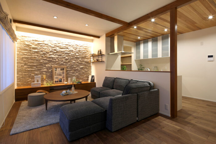 リフォーム施工事例：宇都宮市　木と石の自然をたっぷりと感じる家